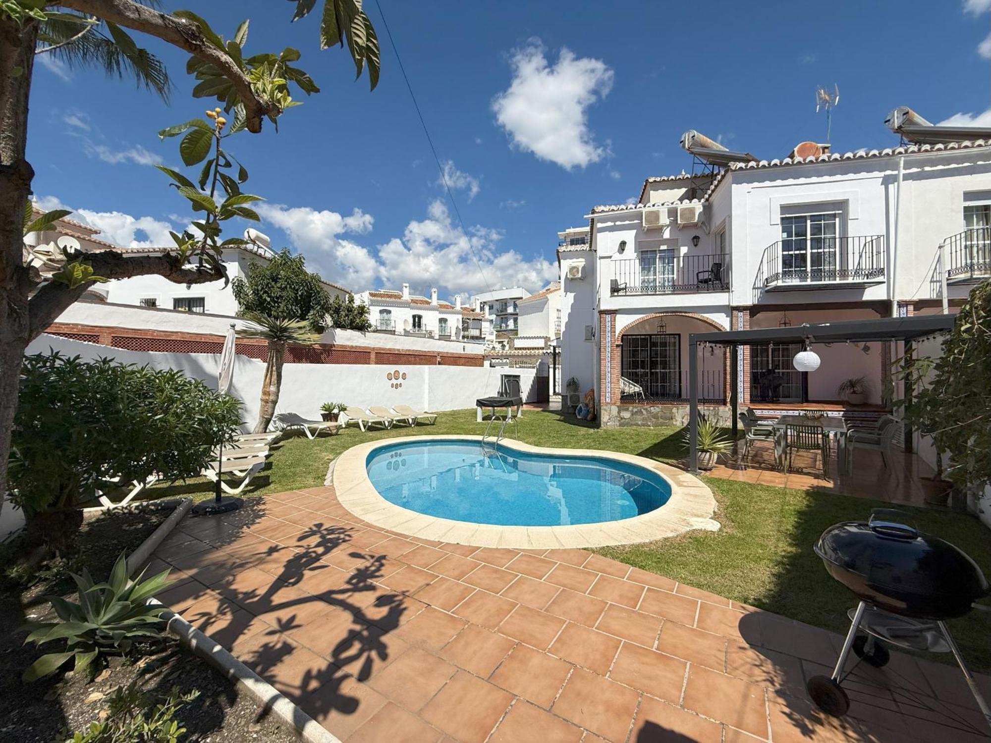 Nerja Paradise Rentals - Villa Victoria Exterior photo